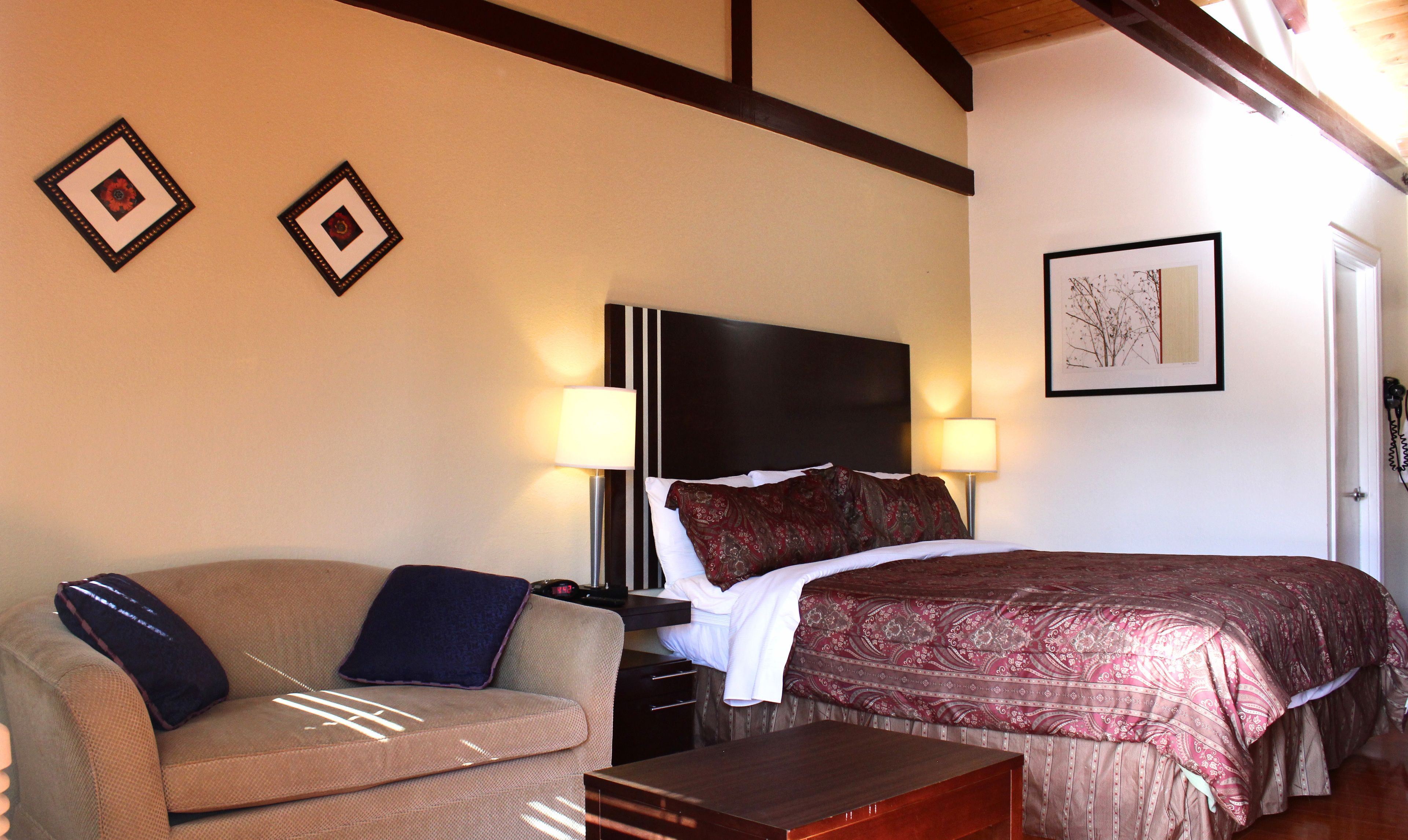 Sviitti, 2 makuuhuonetta | Työpöytä, silitysrauta/-lauta, ilmainen Wi-Fi