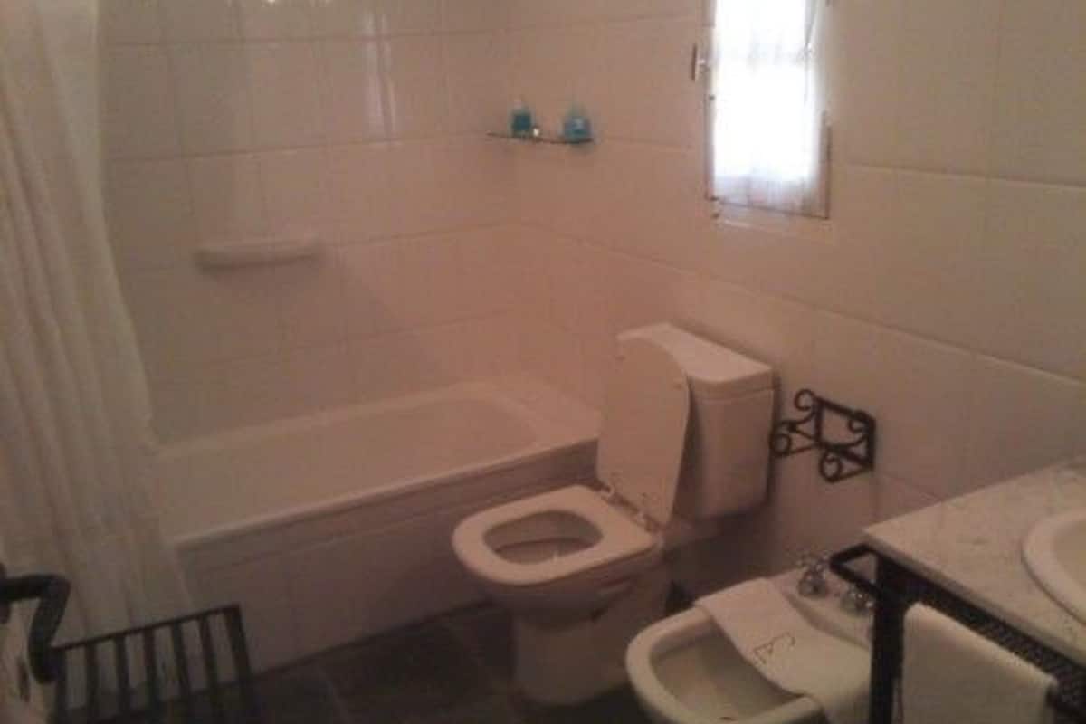 triple room | bathroom | designer toiletries, hair dryer, towels, soap