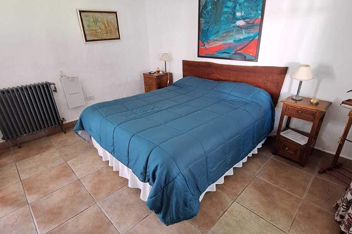 habitacion doble cama matrimonial | premium bedding, down duvets, individually decorated