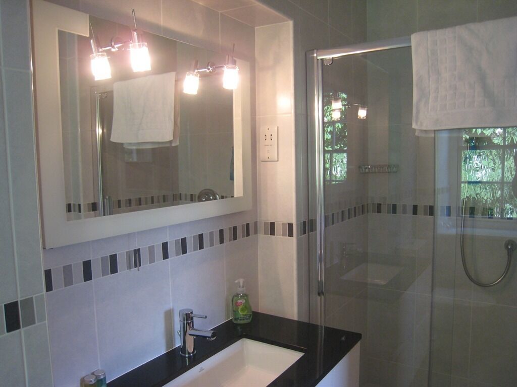 Chambre Double Supérieure, salle de bains attenante, vue fleuve | Salle de bain