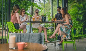 Bar (on property) - Litchfield Outback Resort (Batchelor)