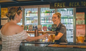 Bar (on property) - Litchfield Outback Resort (Batchelor)