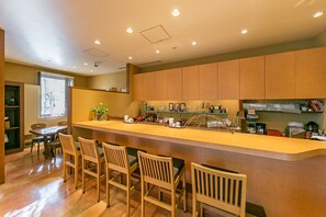 Breakfast, lunch and dinner served - Sotetsu Fresa Inn Nagano Higashiguchi (Nagano)