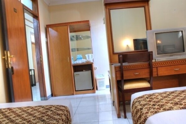 Työpöytä, ilmainen Wi-Fi