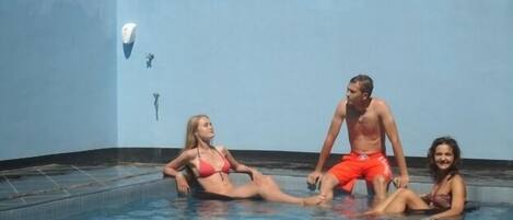 Innenpool, Außenpool