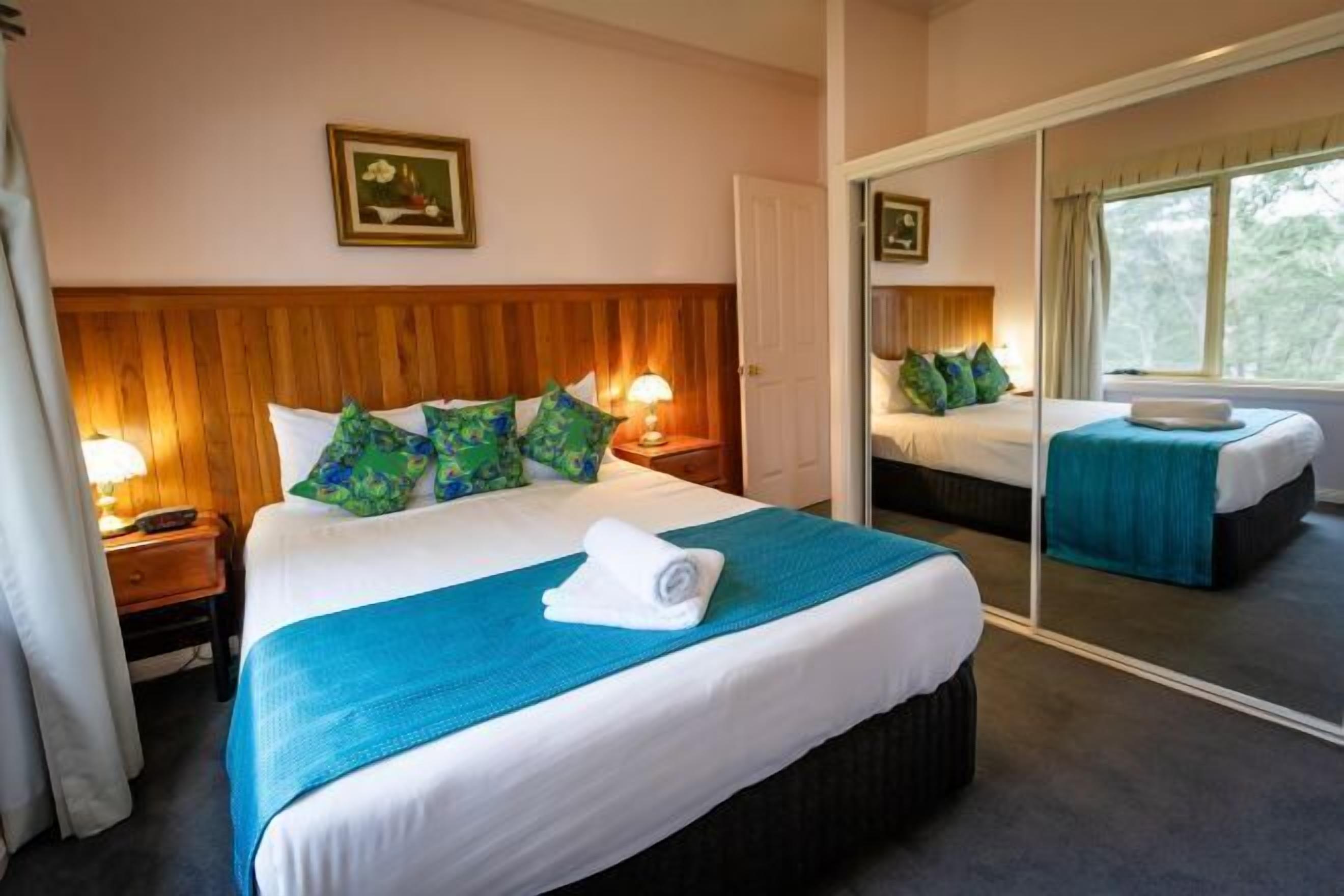 Egyptian cotton sheets, hypo-allergenic bedding, pillowtop beds