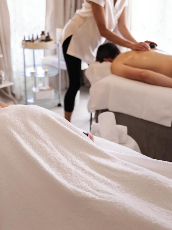 Espace de soins pour les couples, soins corporels, soins d'aromathérapie