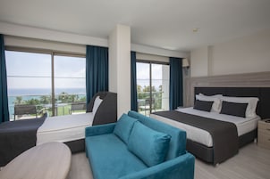 Superior Room | In-room safe, desk, blackout drapes, soundproofing