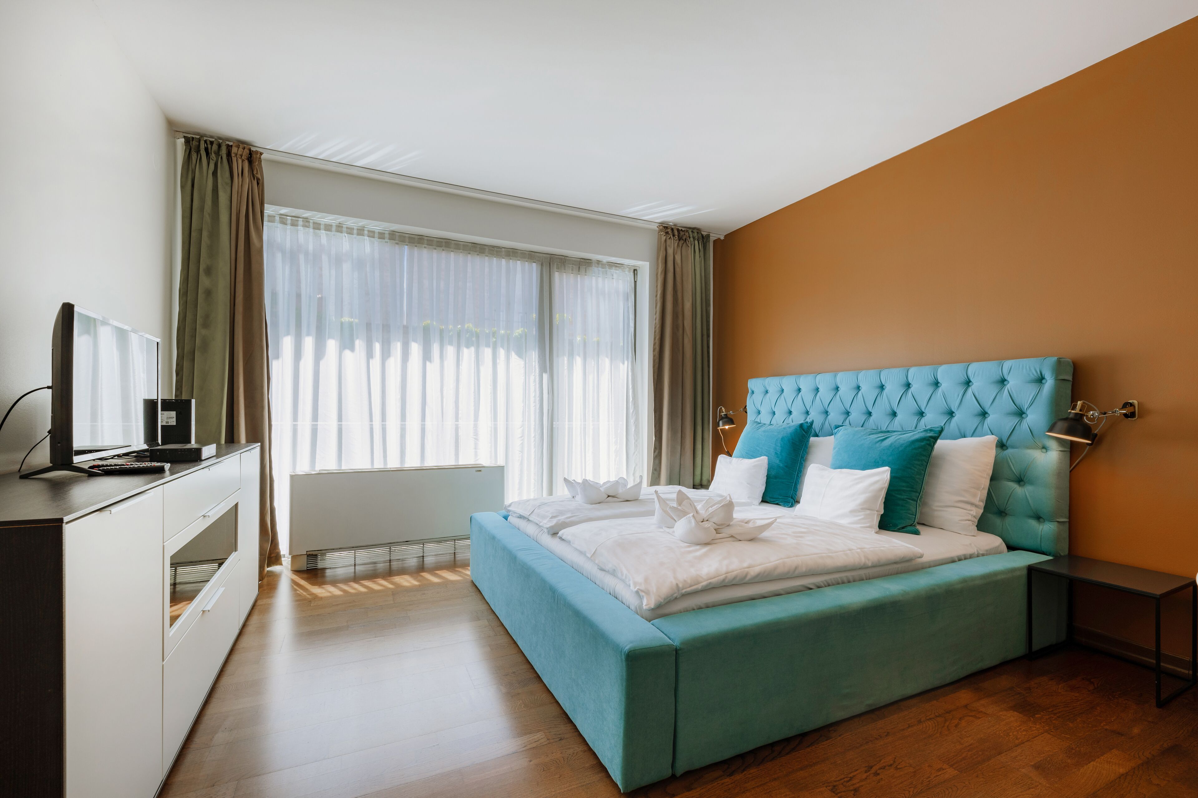 one-bedroom apartment for 2 people | 1 bedroom, minibar, blackout curtains, iron/ironing board