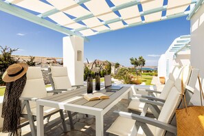 Thalassa Suite | Terrace/patio - Blue Mare Villas (Paros)