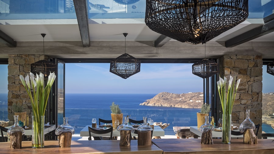 Myconian Utopia Relais & Chateaux