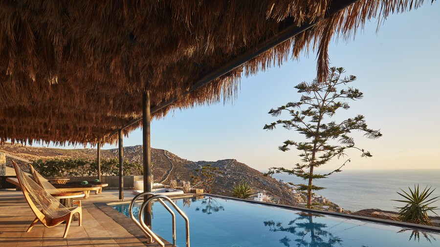 Myconian Utopia Relais & Chateaux