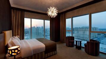 Egyptian cotton sheets, Select Comfort beds, individually furnished