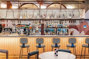 Bar (on property) - Hotel Vincci Gala (Barcelona)