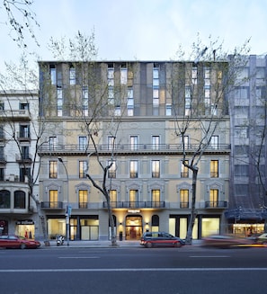 Front of property - Hotel Vincci Gala (Barcelona)