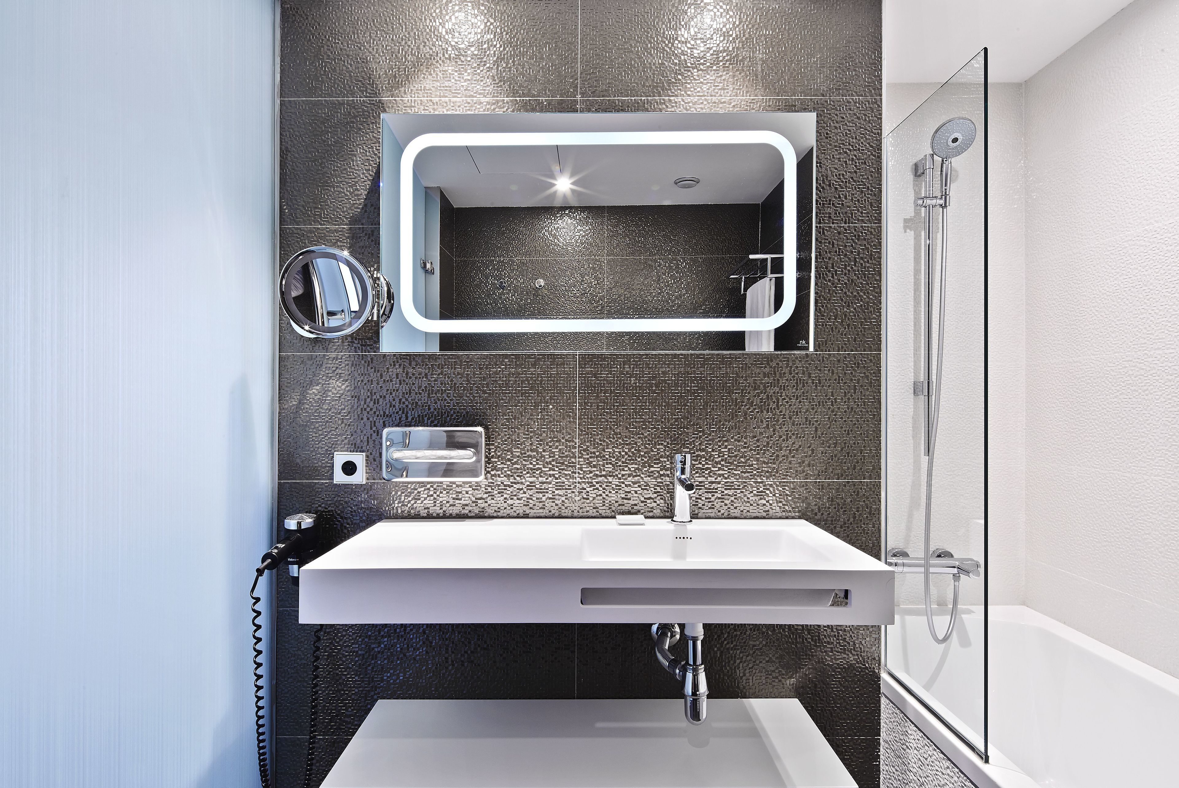 free toiletries, hair dryer, bidet, towels