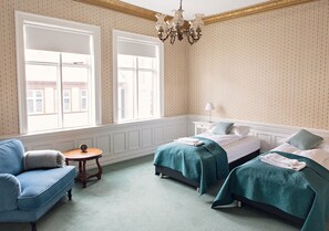 Deluxe-Apartment, 2 Schlafzimmer, Balkon (1) | Verdunkelungsvorhänge, Bügeleisen/Bügelbrett, kostenloses WLAN