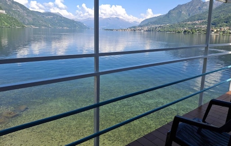 Camera doppia, 1 letto matrimoniale, balcone, vista lago | Vista balcone. Hotel Resort Nautilus