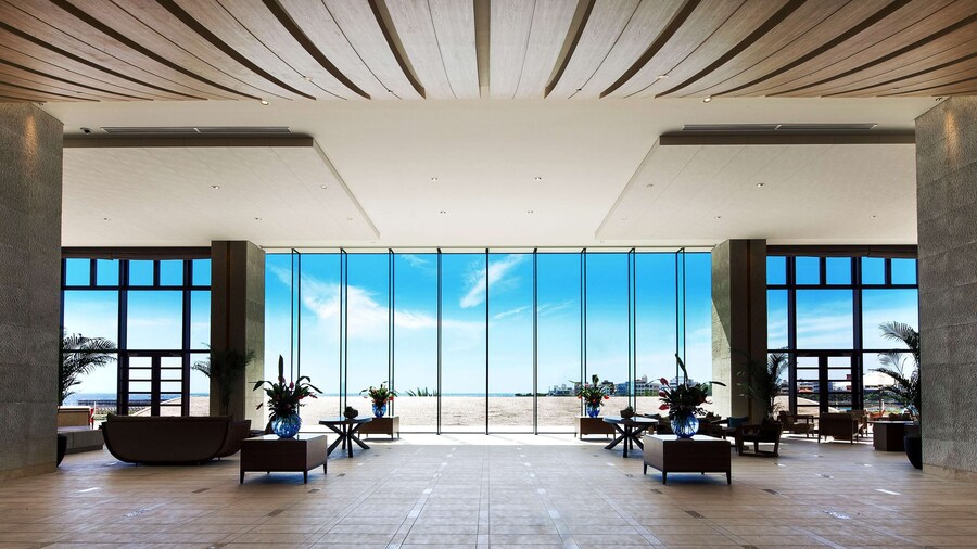 Hilton Okinawa Chatan Resort