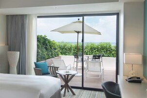 Twin Executive Room with Ocean View & Terrace | Balcony view