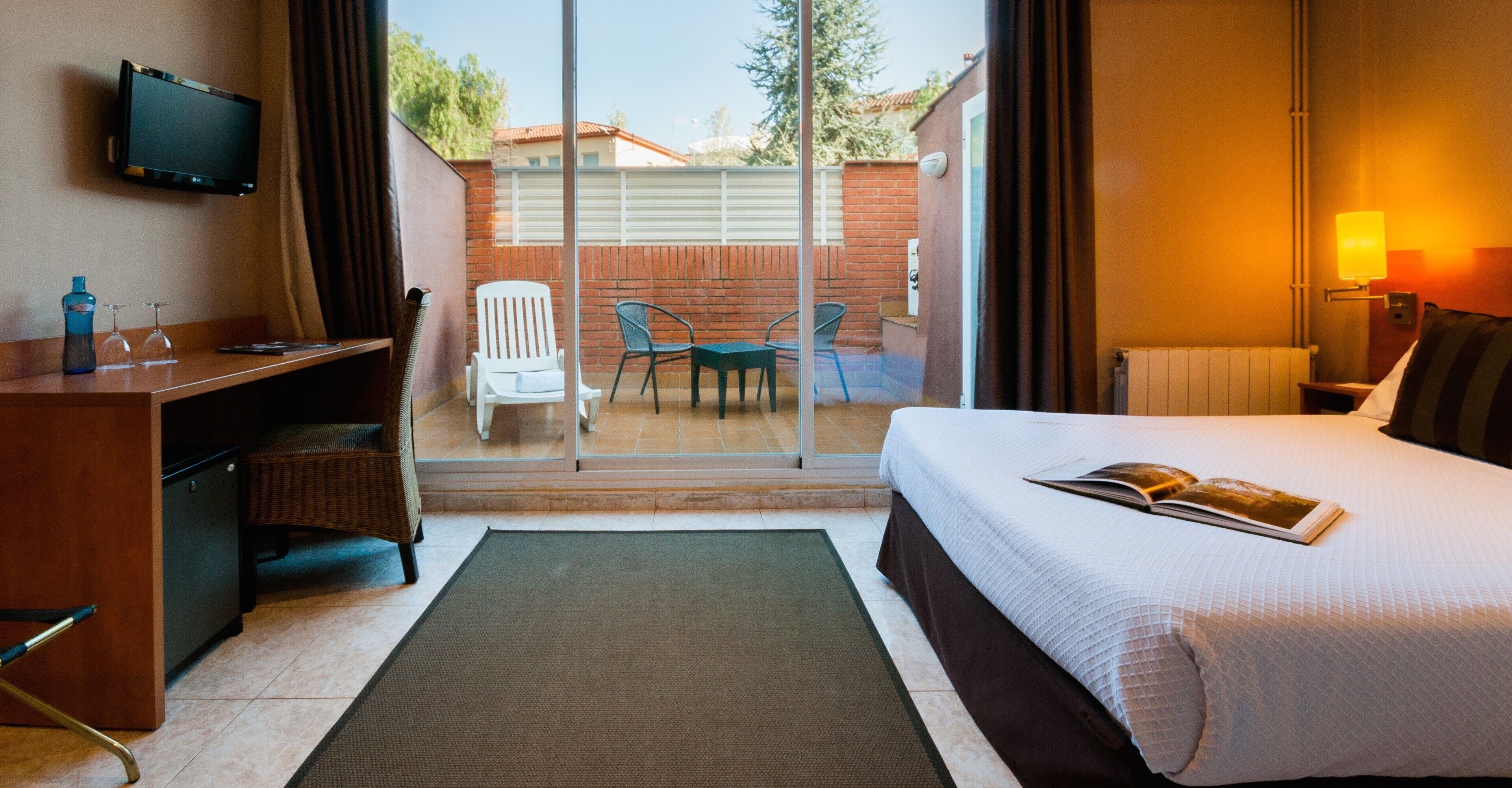 double room single use | 2 bedrooms, in-room safe, iron/ironing board, free cots/infant beds