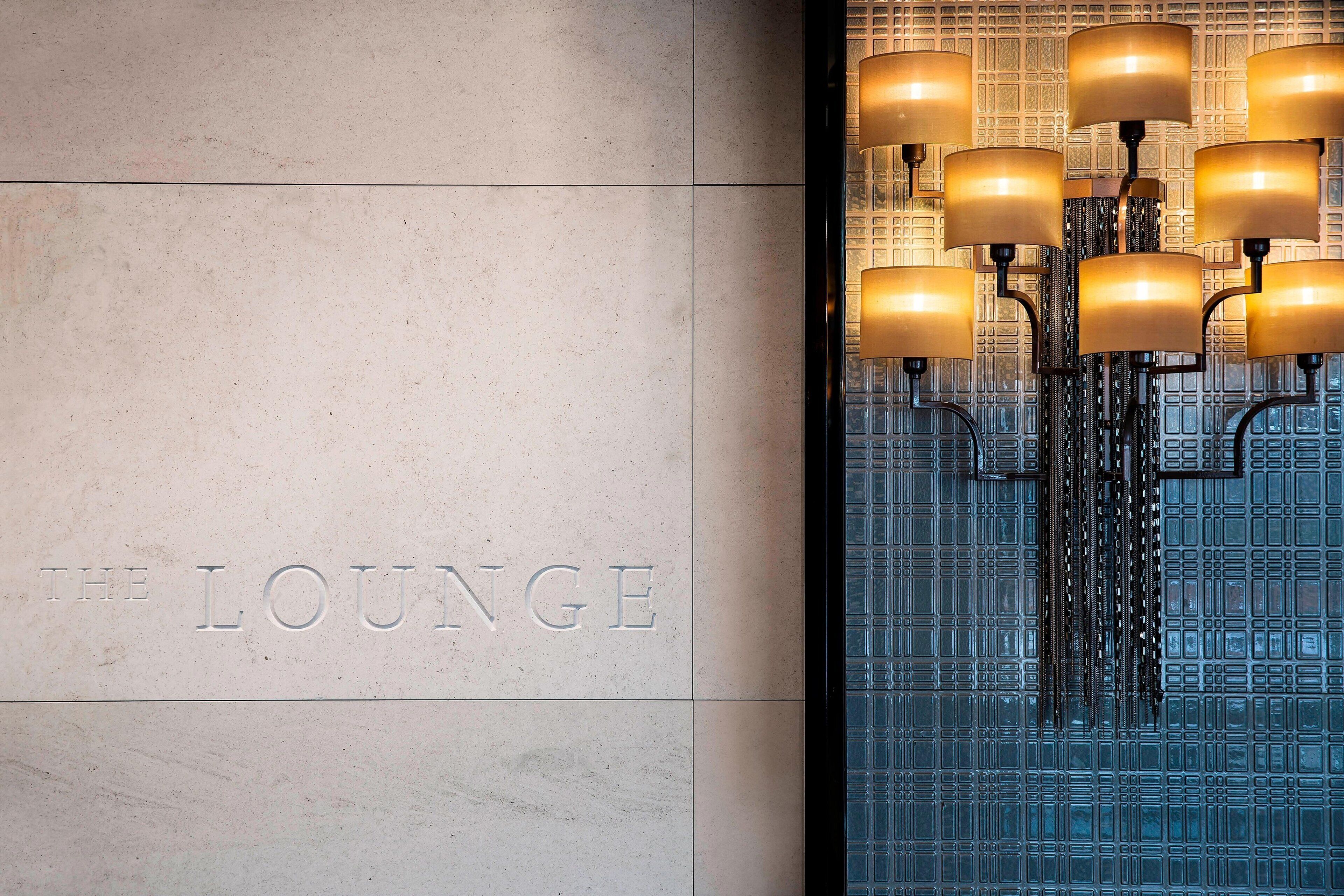 lobby lounge, garden views, open daily