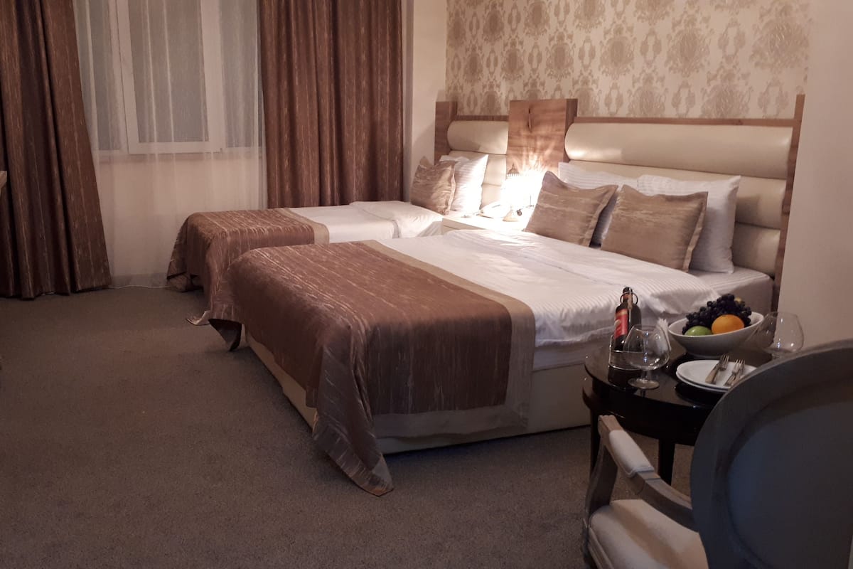 1 bedroom, minibar, in-room safe, desk