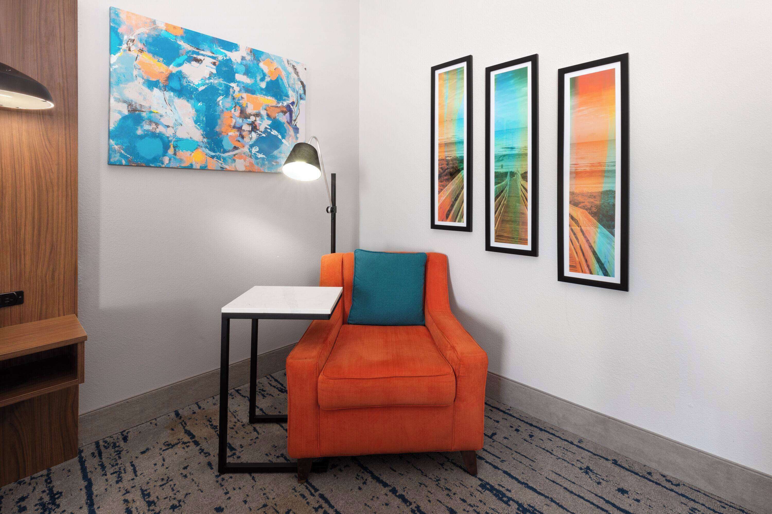 room, 1 king bed, accessible, non smoking (mobility,roll in shower) | premium bedding, pillow-top beds, desk, iron/ironing board