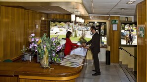 Lobby - Hotel Castilla (Albacete)