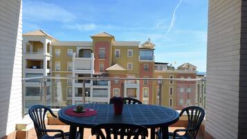 Standard Apartment, 2 Bedrooms | Terrace/patio