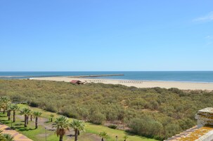 Playa privada cerca y arena blanca
