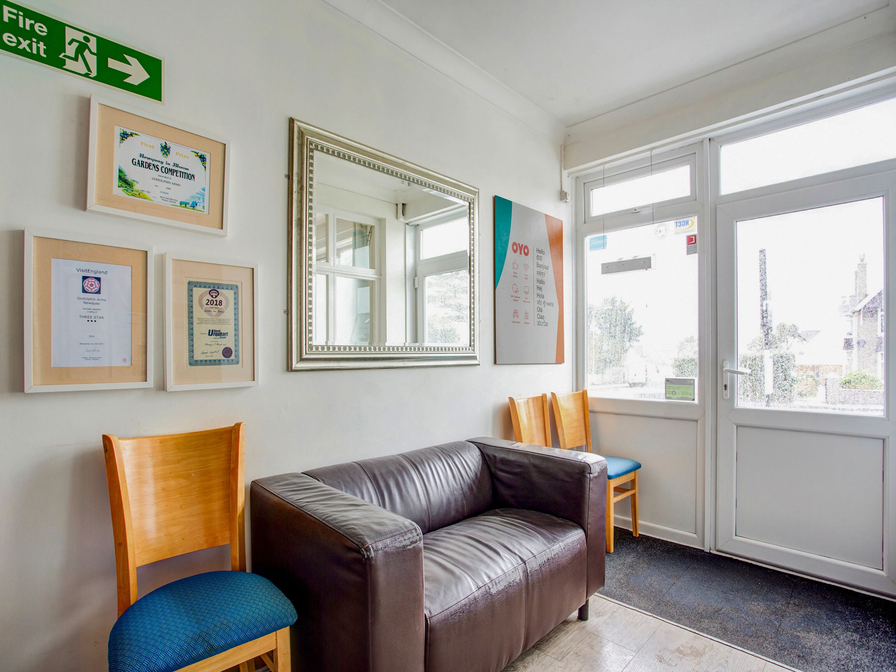 Photo - OYO Godolphin Arms Hotel