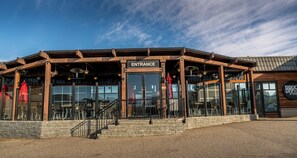 Brewpub, alfresco dining, open daily