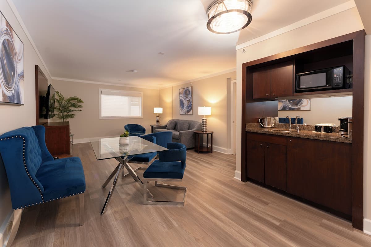 Signature Suite | Premium bedding, pillow-top beds, in-room safe, desk