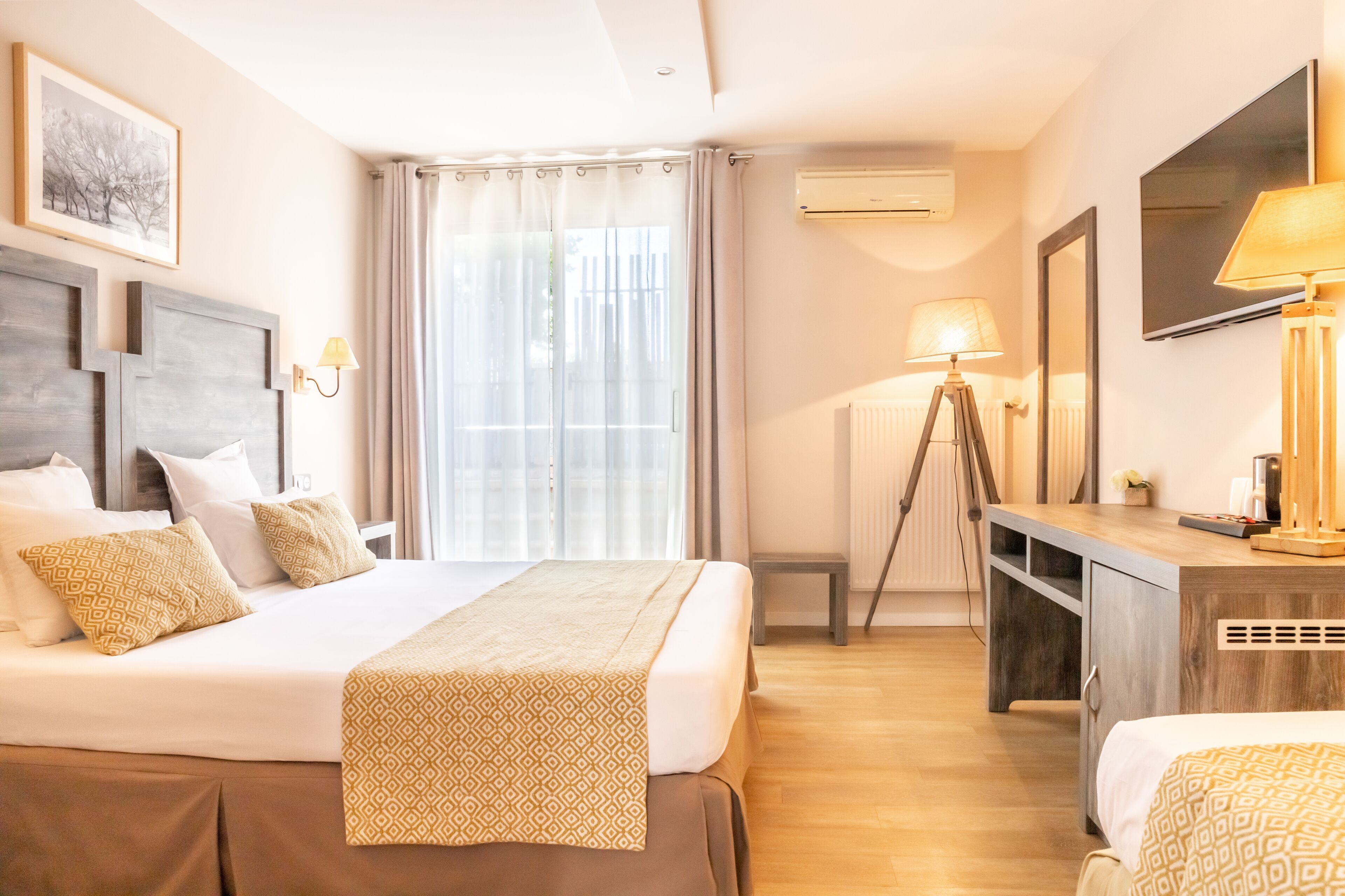 Minibar, in-room safe, individually furnished, blackout drapes