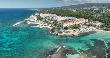 Bahia Principe Luxury Runaway Bay - Adults Only - All Inclusive
