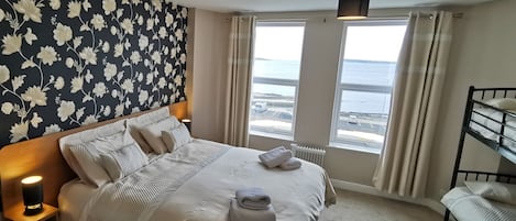 Classic-Suite, mit Bad, Meerblick (Room 10-3rd Floor)