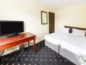 标准双床房, 2 张单人床 (Shared) | 熨斗/熨板、免费 WiFi、床单