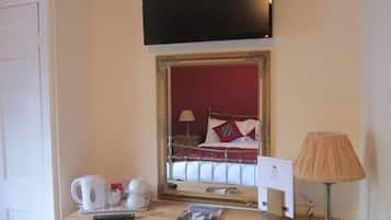 Suite estándar, baño en la habitación (R 1)
