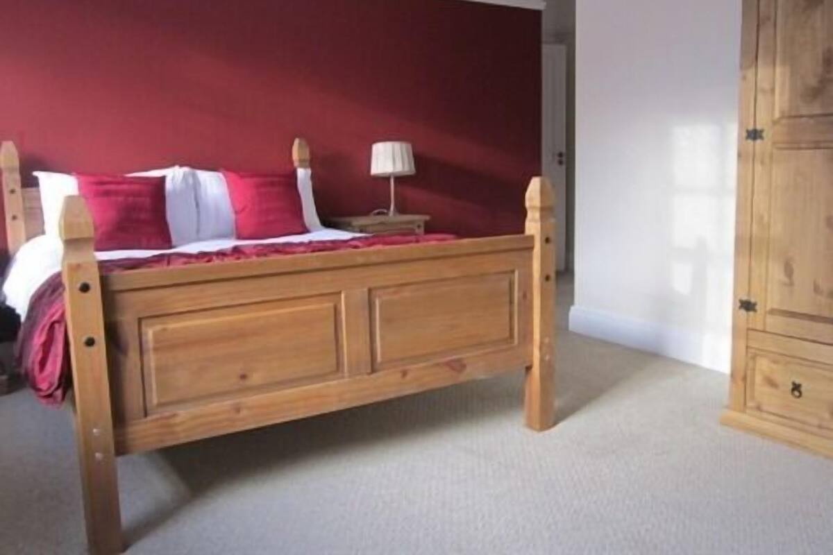 Quarto casal standard, suíte (R 4)