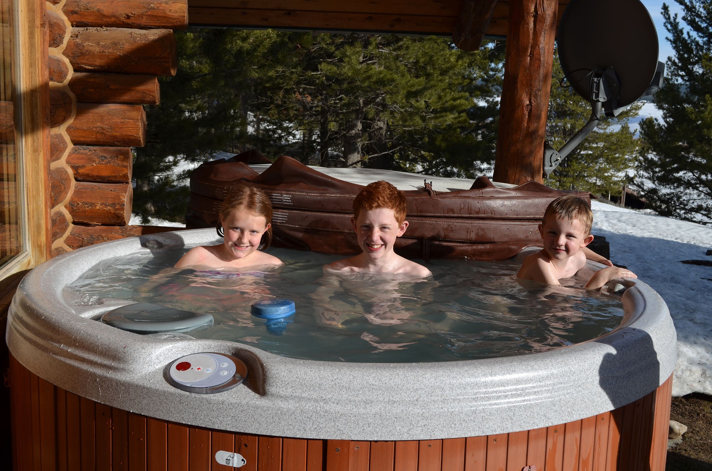 Tina de hidromasaje al aire libre