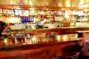 2 Bars/Lounges, Cocktailbar