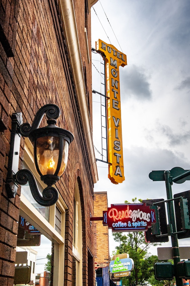 Hotel Monte Vista by null