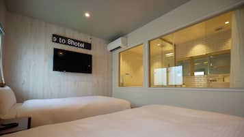 Superior Twin Room, Non Smoking | Desk, soundproofing, free WiFi, bed sheets