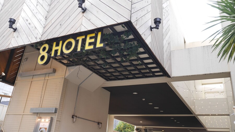8HOTEL