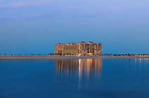 Front of property - Pullman Resort Al Marjan Island (Ras Al Khaimah)
