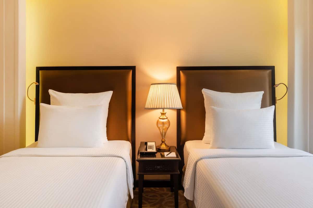 Superior Room, 1 King Bed | 1 bedroom, premium bedding, memory foam beds, minibar