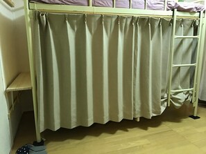 In-room safe, free WiFi