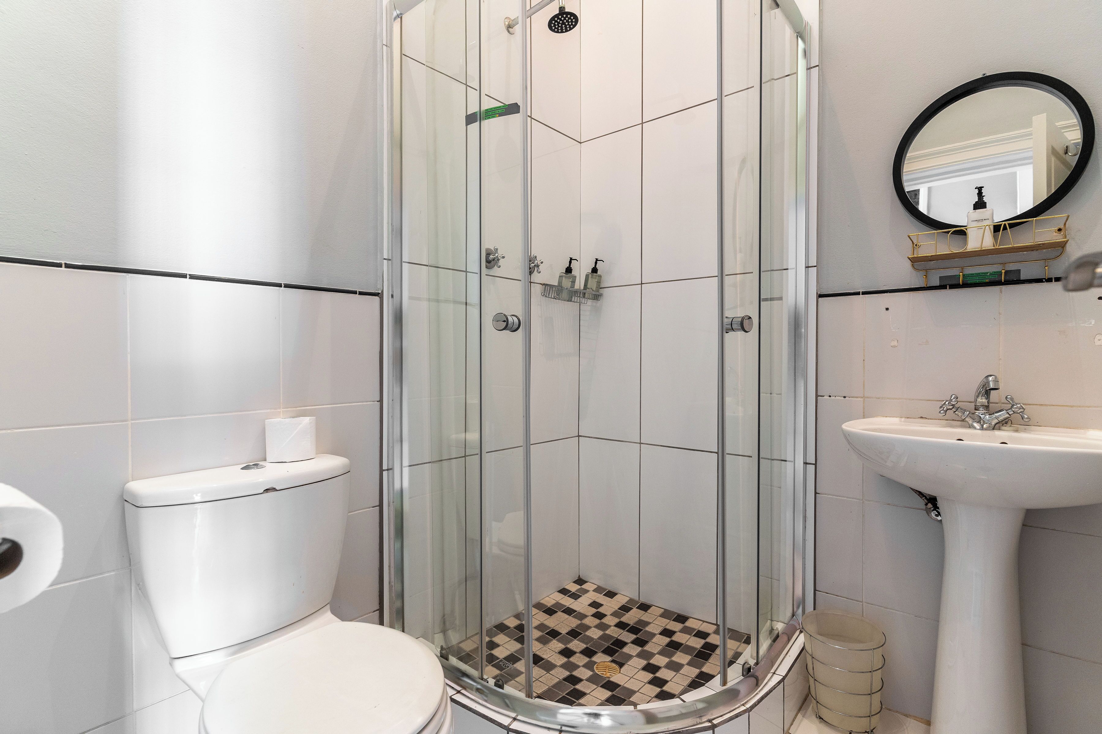 standard room | bathroom | shower, free toiletries, hair dryer, towels