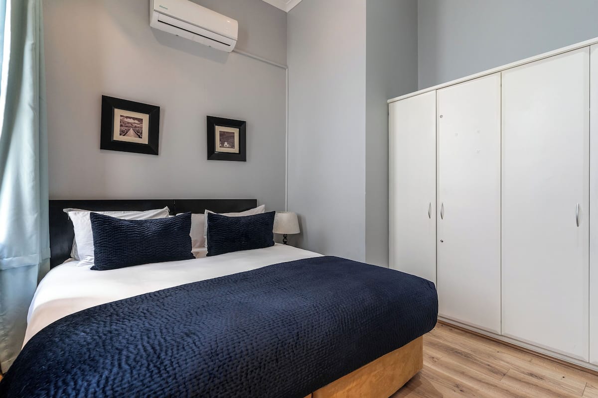 Standard Apartment, 1 Bedroom, Non Smoking | In-room safe, soundproofing, free WiFi, bed sheets